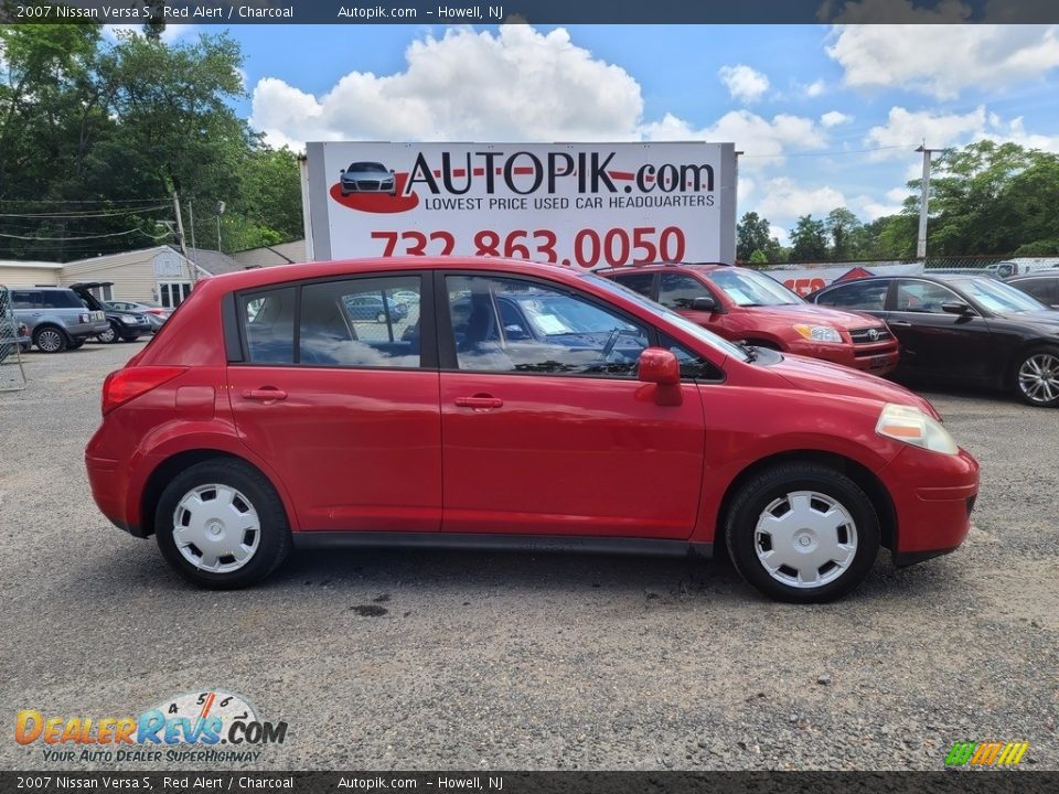 2007 Nissan Versa S Red Alert / Charcoal Photo #2