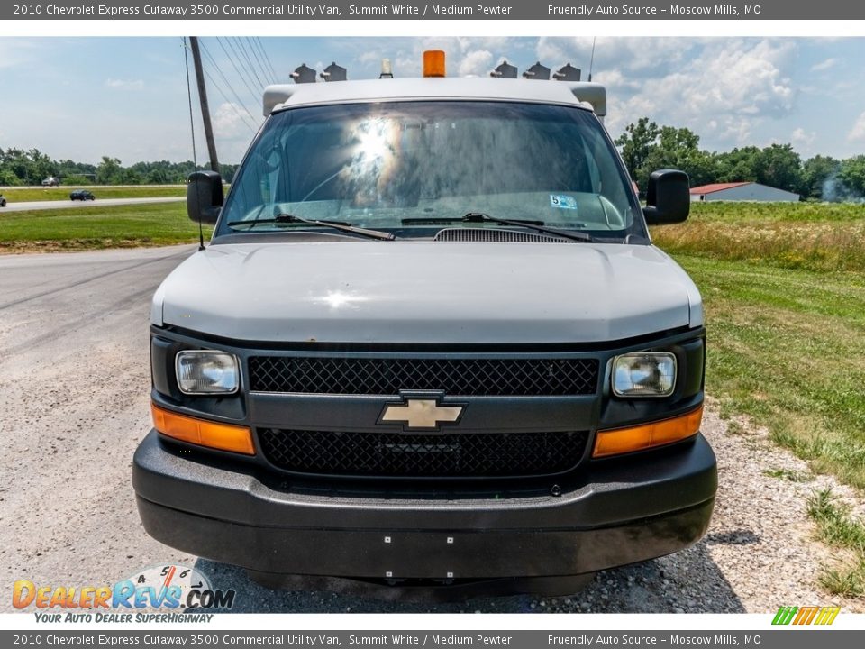 2010 Chevrolet Express Cutaway 3500 Commercial Utility Van Summit White / Medium Pewter Photo #9