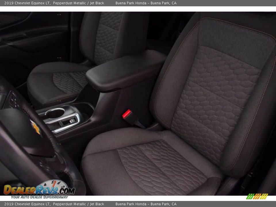 2019 Chevrolet Equinox LT Pepperdust Metallic / Jet Black Photo #16