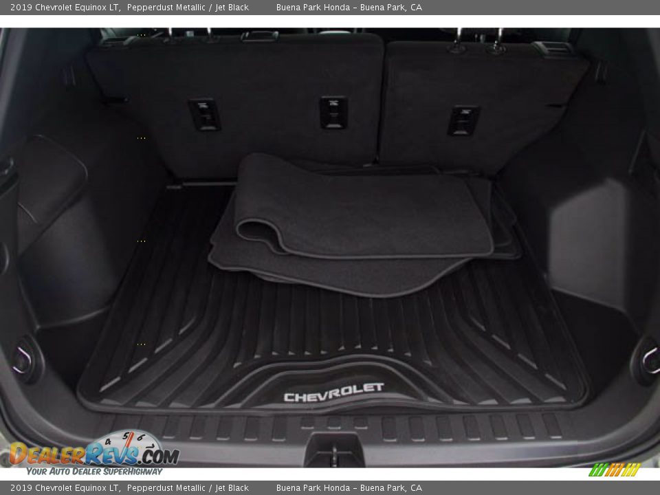 2019 Chevrolet Equinox LT Pepperdust Metallic / Jet Black Photo #18