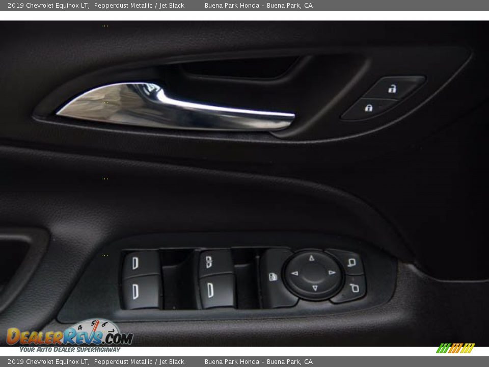 2019 Chevrolet Equinox LT Pepperdust Metallic / Jet Black Photo #27