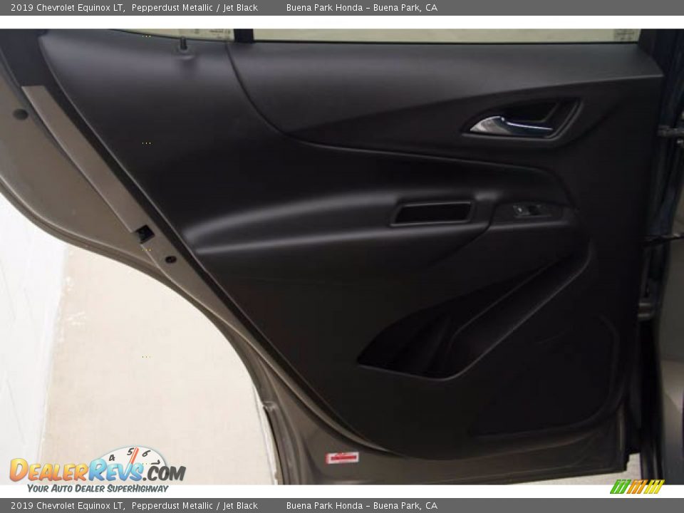 2019 Chevrolet Equinox LT Pepperdust Metallic / Jet Black Photo #28