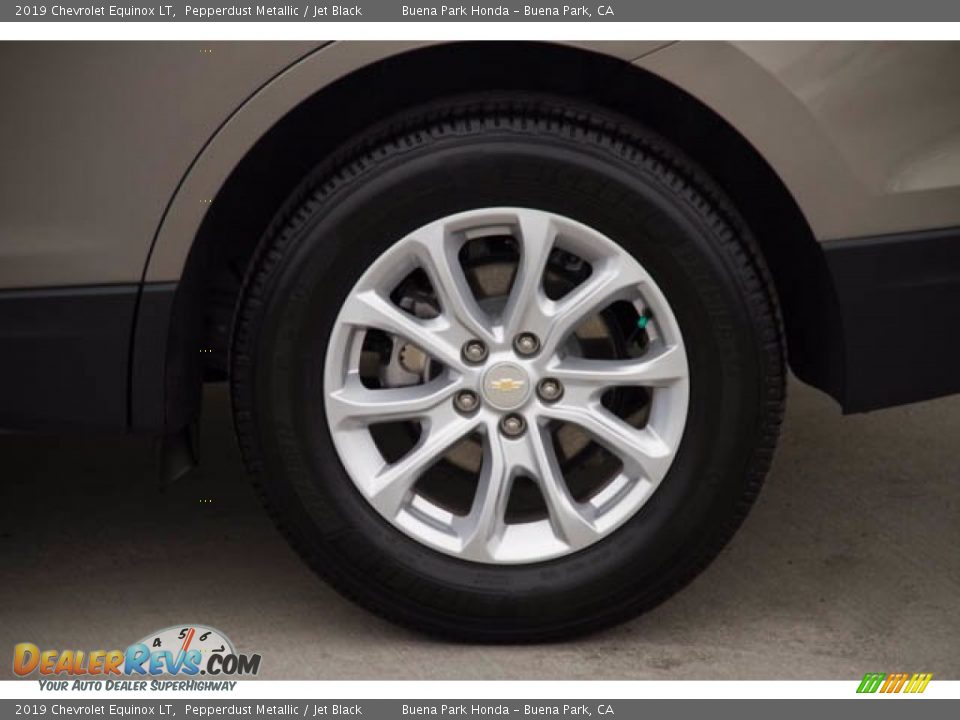 2019 Chevrolet Equinox LT Pepperdust Metallic / Jet Black Photo #33