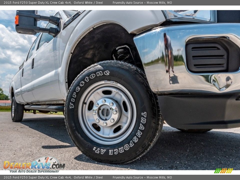 2015 Ford F250 Super Duty XL Crew Cab 4x4 Oxford White / Steel Photo #2