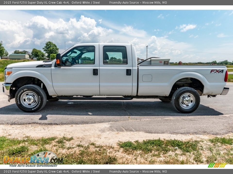 2015 Ford F250 Super Duty XL Crew Cab 4x4 Oxford White / Steel Photo #7