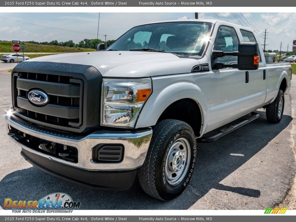 2015 Ford F250 Super Duty XL Crew Cab 4x4 Oxford White / Steel Photo #8