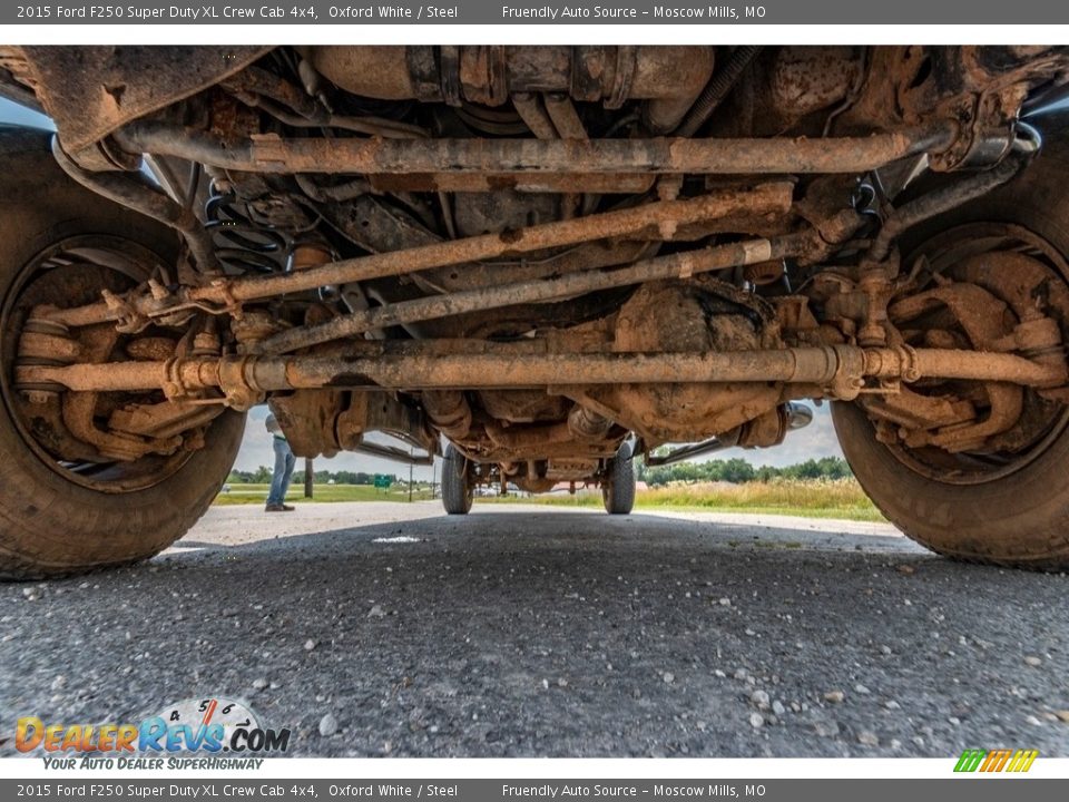 2015 Ford F250 Super Duty XL Crew Cab 4x4 Oxford White / Steel Photo #10