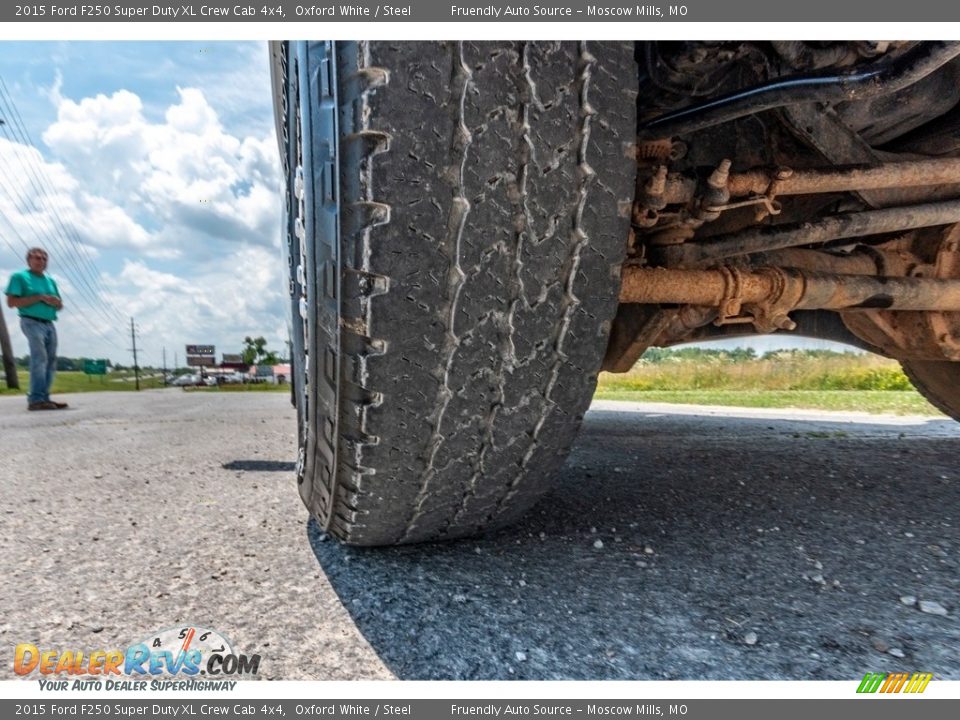 2015 Ford F250 Super Duty XL Crew Cab 4x4 Oxford White / Steel Photo #11