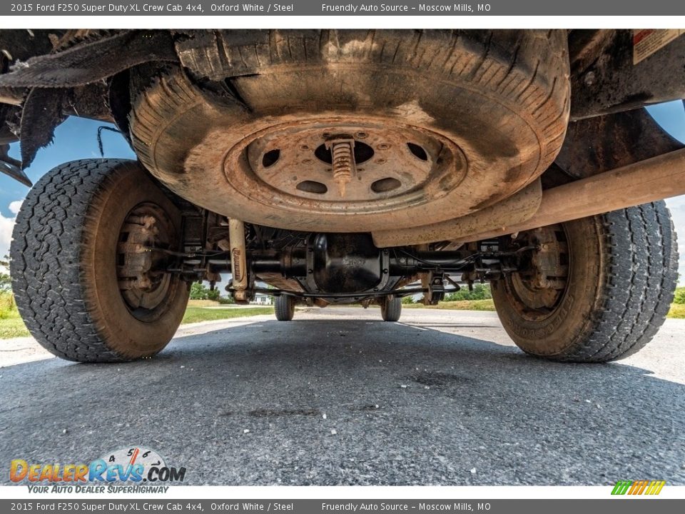 2015 Ford F250 Super Duty XL Crew Cab 4x4 Oxford White / Steel Photo #13