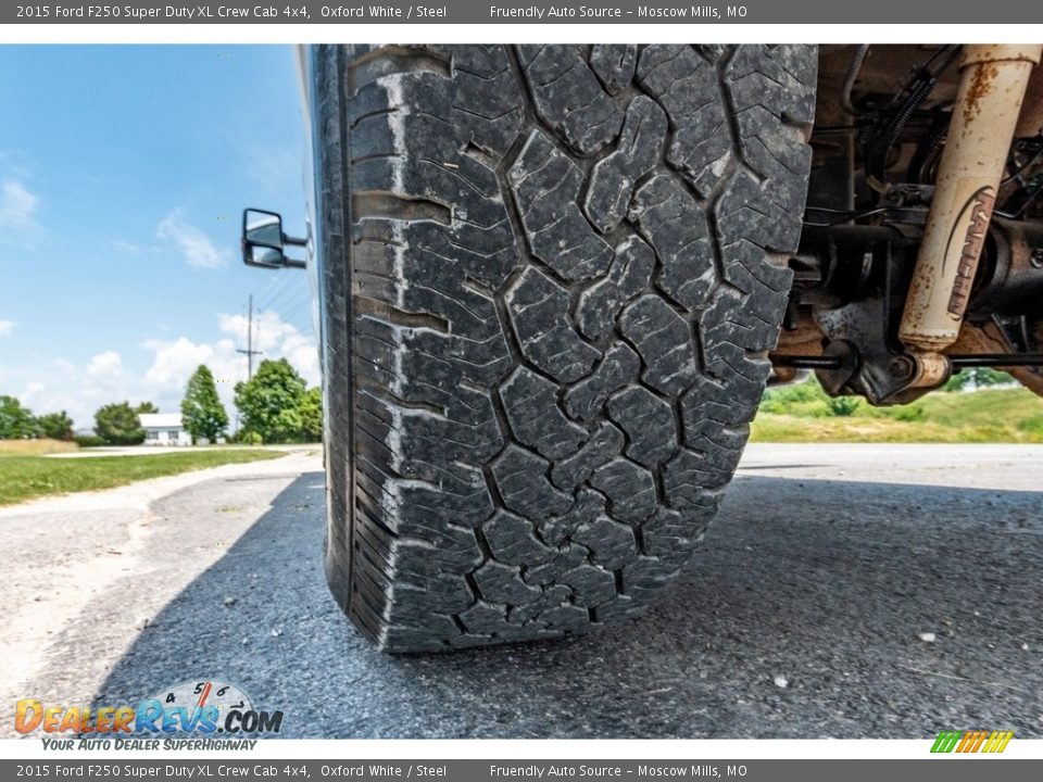 2015 Ford F250 Super Duty XL Crew Cab 4x4 Oxford White / Steel Photo #15