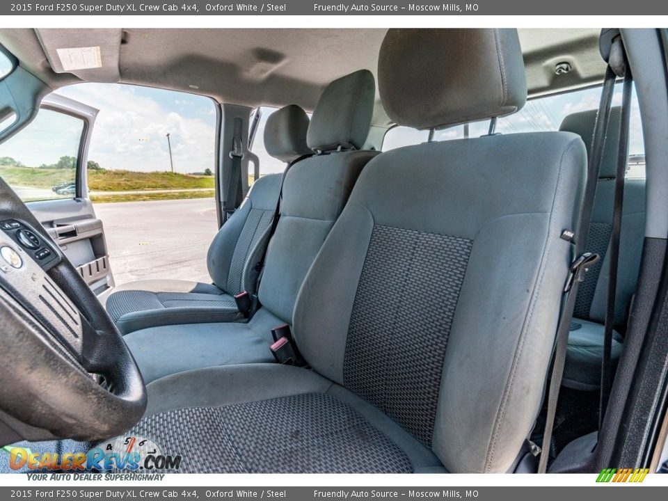 2015 Ford F250 Super Duty XL Crew Cab 4x4 Oxford White / Steel Photo #18