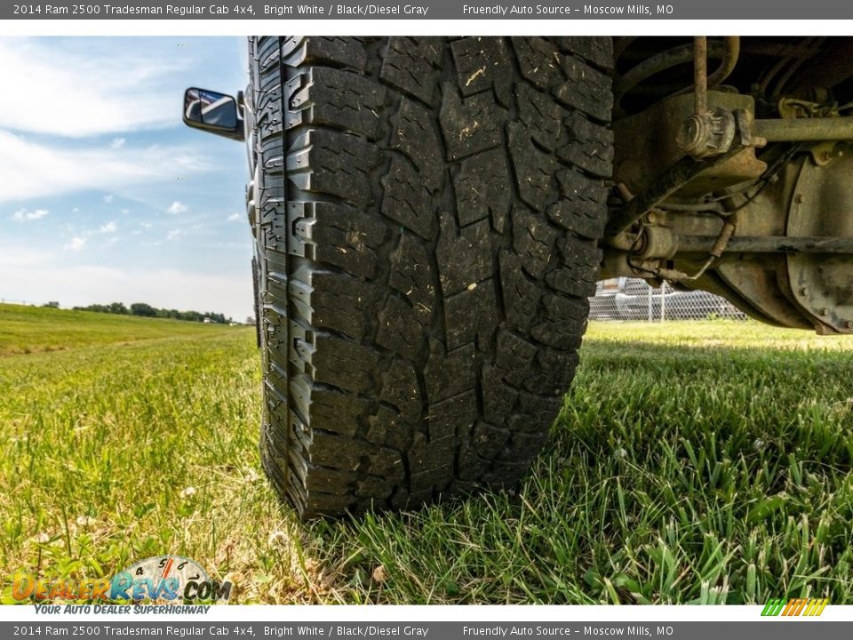 2014 Ram 2500 Tradesman Regular Cab 4x4 Bright White / Black/Diesel Gray Photo #16