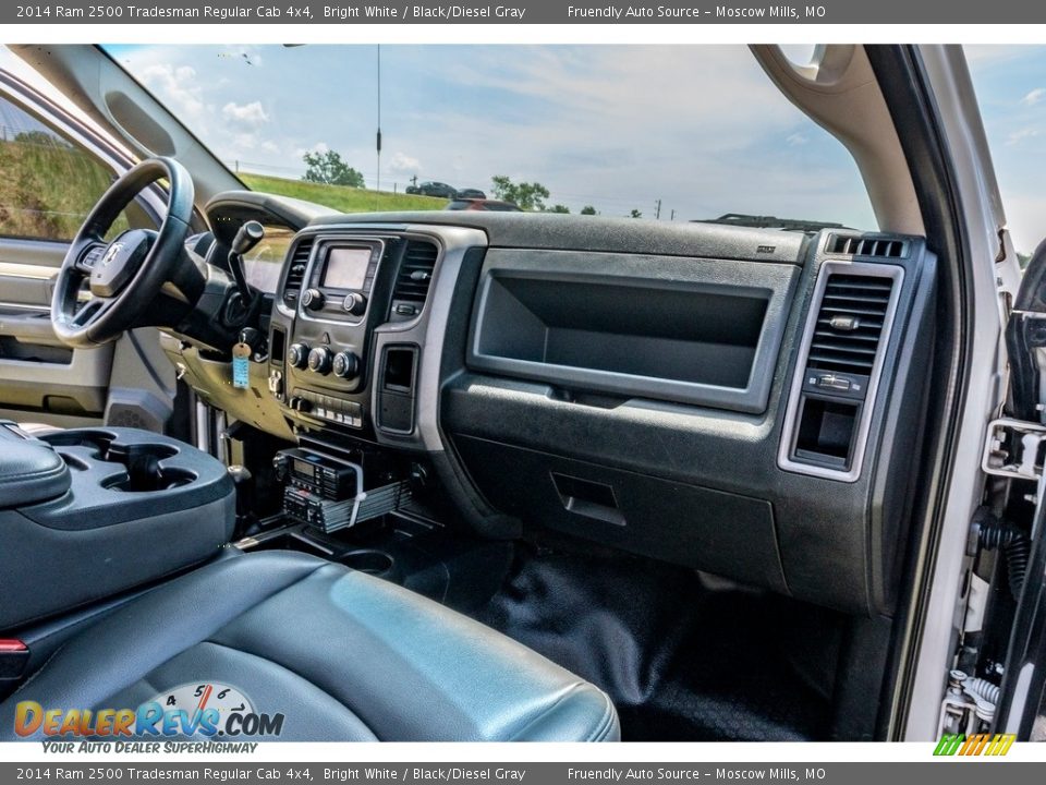 2014 Ram 2500 Tradesman Regular Cab 4x4 Bright White / Black/Diesel Gray Photo #29