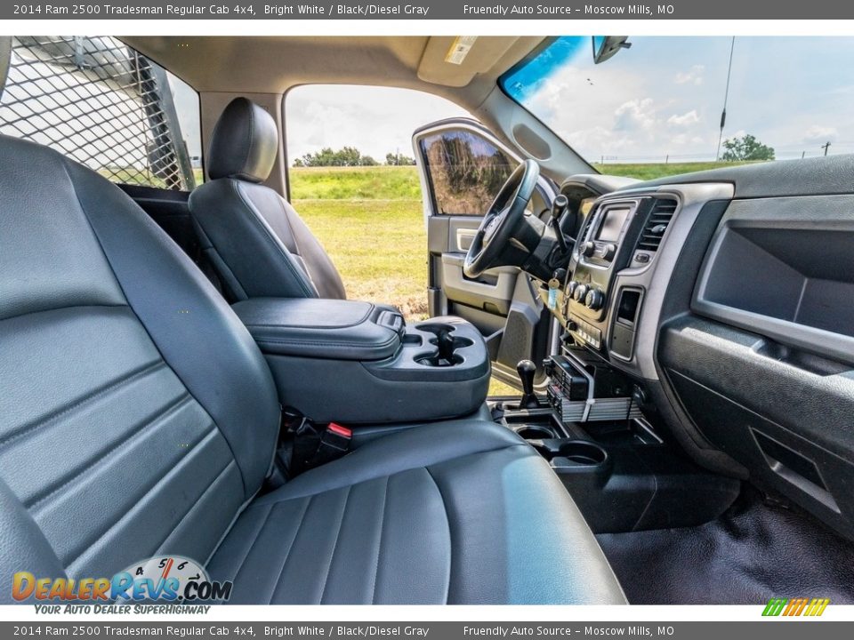 2014 Ram 2500 Tradesman Regular Cab 4x4 Bright White / Black/Diesel Gray Photo #30