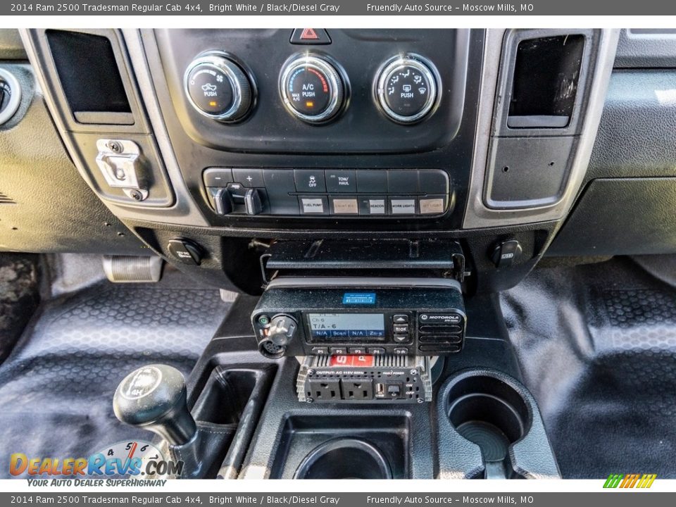 2014 Ram 2500 Tradesman Regular Cab 4x4 Bright White / Black/Diesel Gray Photo #33