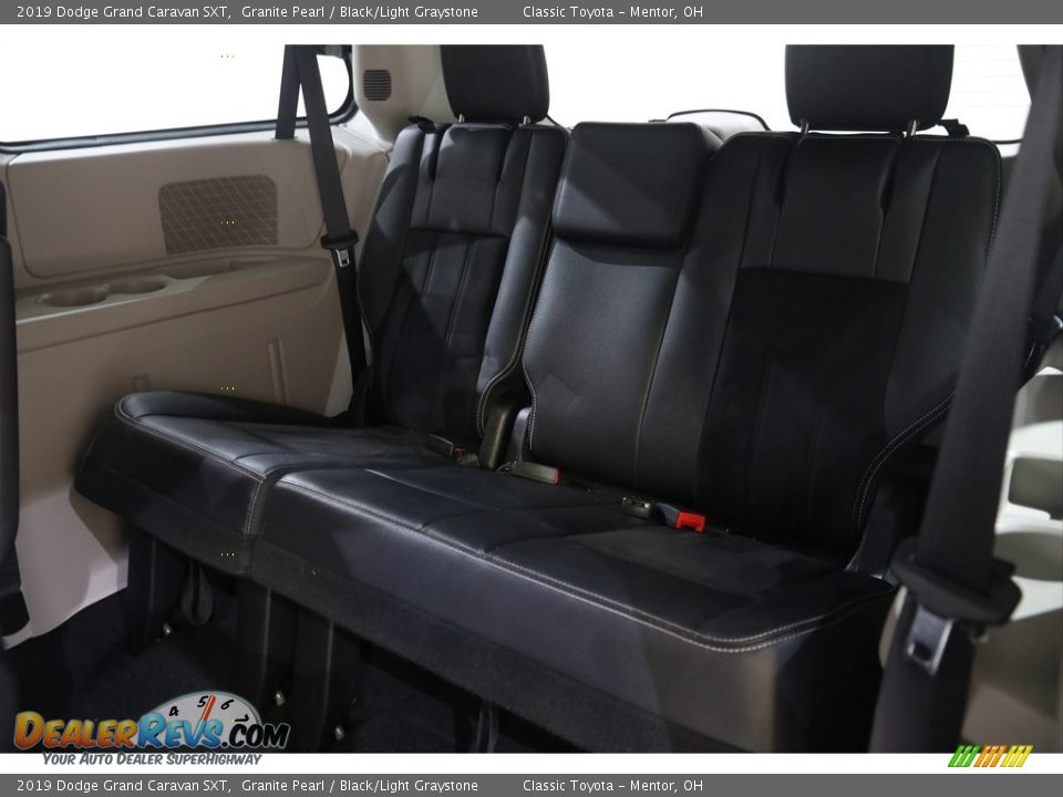 2019 Dodge Grand Caravan SXT Granite Pearl / Black/Light Graystone Photo #24