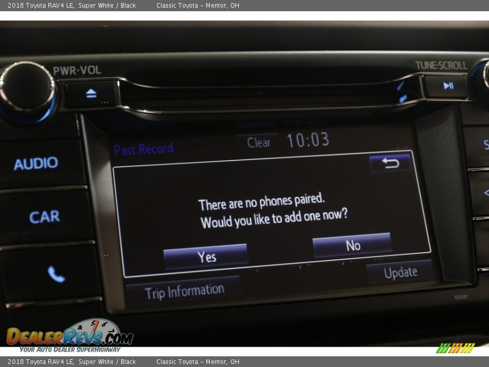 2018 Toyota RAV4 LE Super White / Black Photo #12