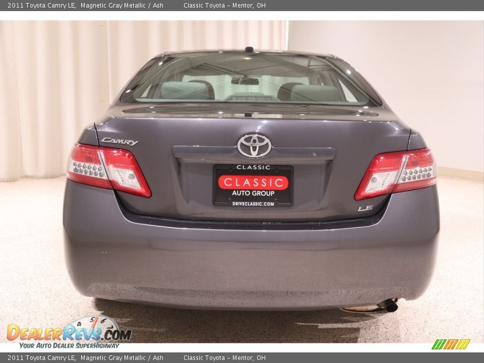 2011 Toyota Camry LE Magnetic Gray Metallic / Ash Photo #16