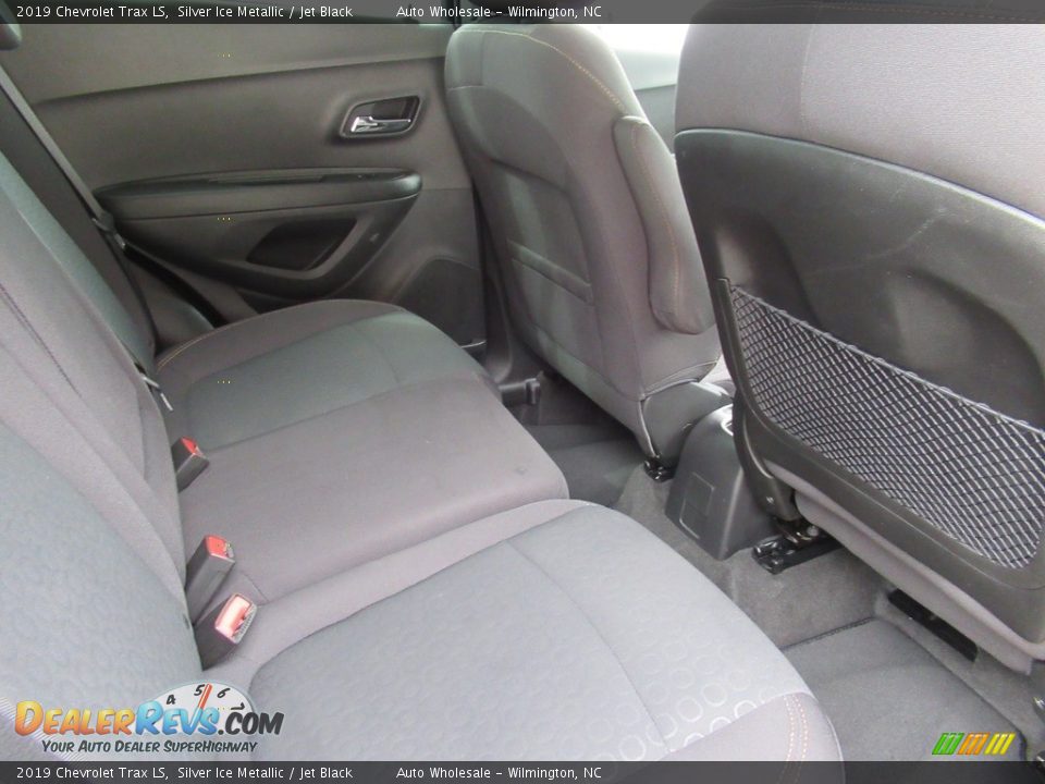 2019 Chevrolet Trax LS Silver Ice Metallic / Jet Black Photo #13