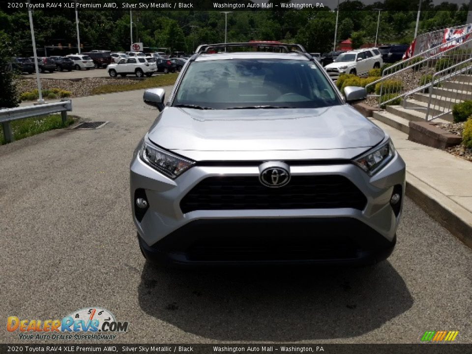 2020 Toyota RAV4 XLE Premium AWD Silver Sky Metallic / Black Photo #28