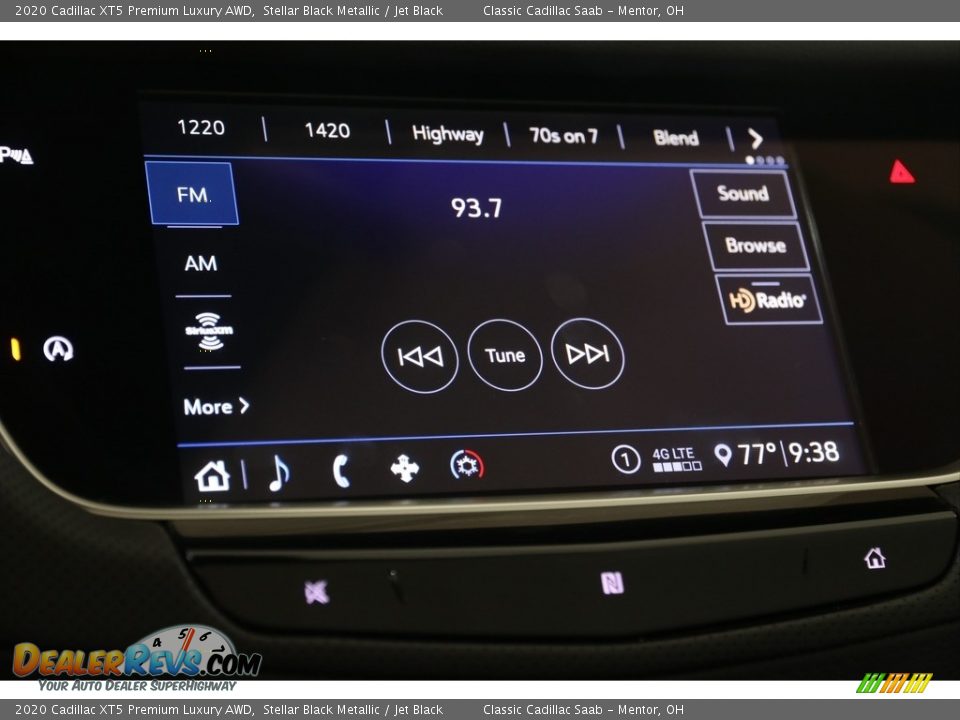 2020 Cadillac XT5 Premium Luxury AWD Stellar Black Metallic / Jet Black Photo #13