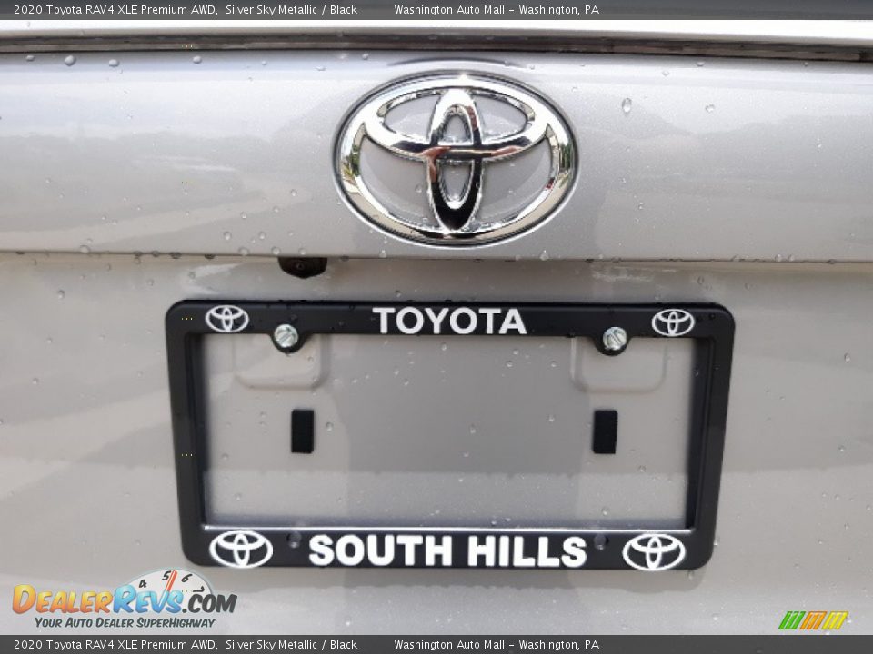 2020 Toyota RAV4 XLE Premium AWD Silver Sky Metallic / Black Photo #33
