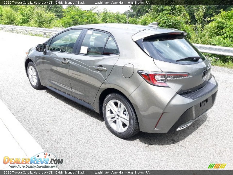 2020 Toyota Corolla Hatchback SE Oxide Bronze / Black Photo #2