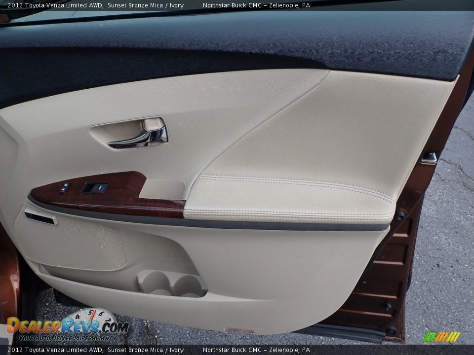 2012 Toyota Venza Limited AWD Sunset Bronze Mica / Ivory Photo #7