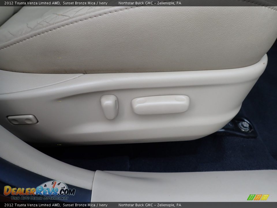 2012 Toyota Venza Limited AWD Sunset Bronze Mica / Ivory Photo #8