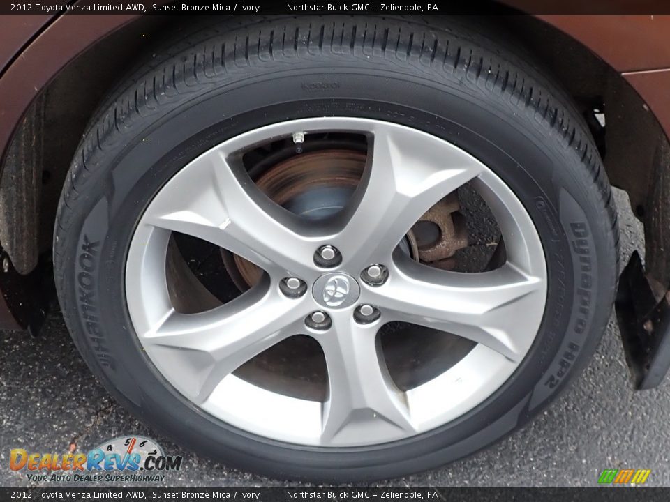 2012 Toyota Venza Limited AWD Sunset Bronze Mica / Ivory Photo #16