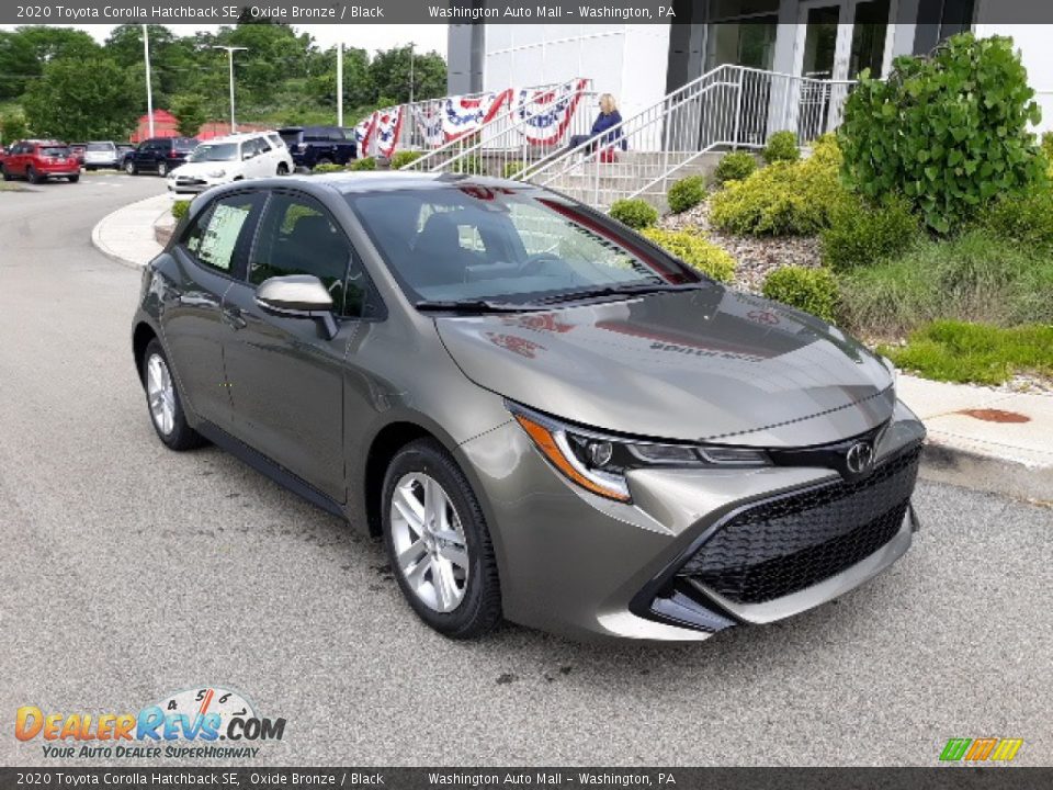 Oxide Bronze 2020 Toyota Corolla Hatchback SE Photo #29