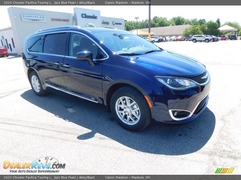 2020 Chrysler Pacifica Touring L Jazz Blue Pearl / Alloy/Black Photo #1
