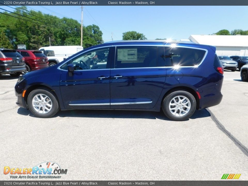 2020 Chrysler Pacifica Touring L Jazz Blue Pearl / Alloy/Black Photo #2