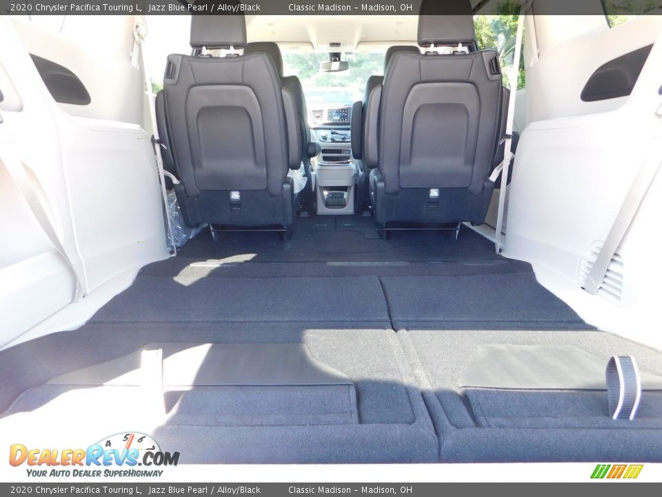 2020 Chrysler Pacifica Touring L Jazz Blue Pearl / Alloy/Black Photo #3
