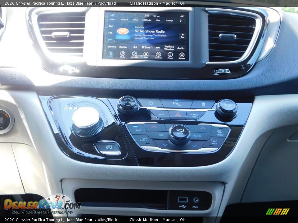 2020 Chrysler Pacifica Touring L Jazz Blue Pearl / Alloy/Black Photo #4