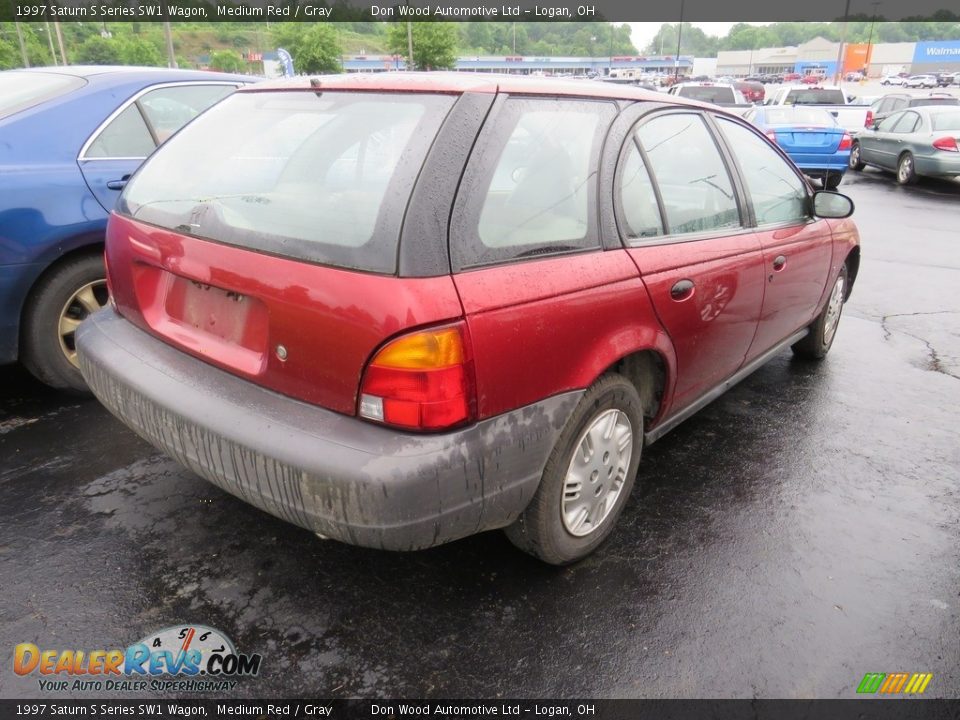 1997 Saturn S Series SW1 Wagon Medium Red / Gray Photo #10