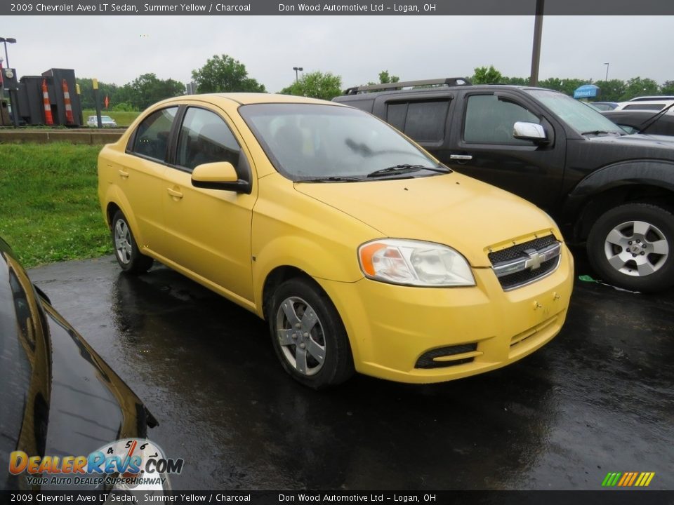 2009 Chevrolet Aveo LT Sedan Summer Yellow / Charcoal Photo #2