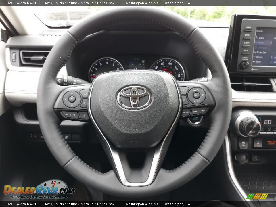 2020 Toyota RAV4 XLE AWD Midnight Black Metallic / Light Gray Photo #4