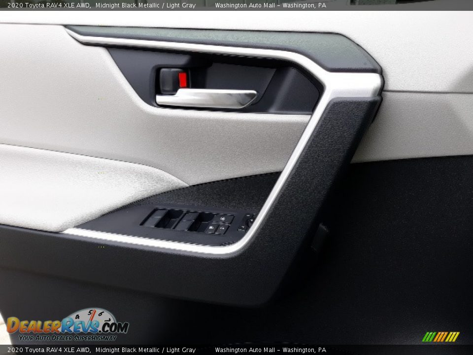 2020 Toyota RAV4 XLE AWD Midnight Black Metallic / Light Gray Photo #9