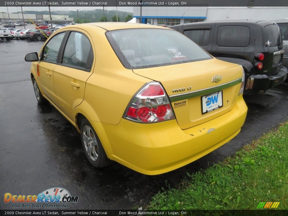 2009 Chevrolet Aveo LT Sedan Summer Yellow / Charcoal Photo #8