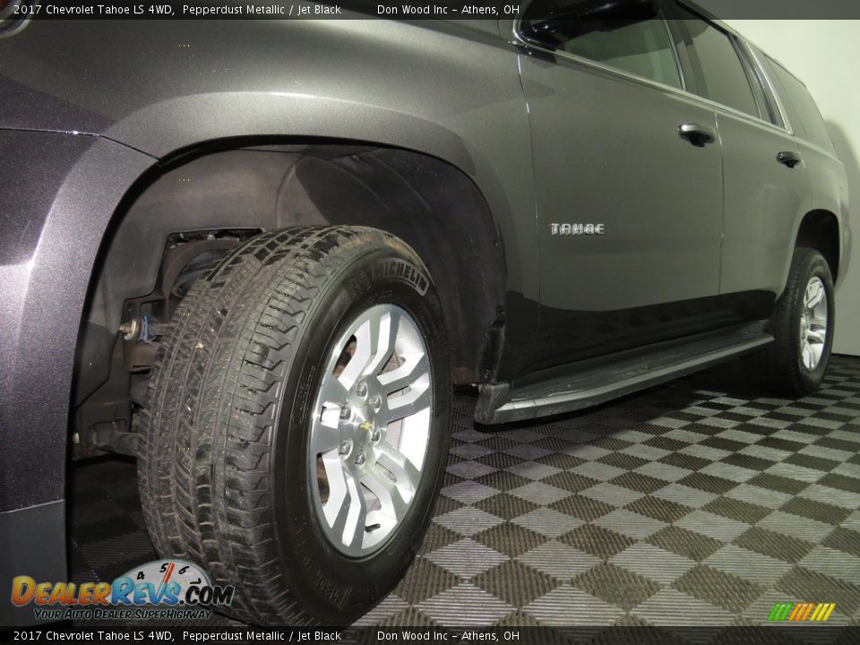 2017 Chevrolet Tahoe LS 4WD Pepperdust Metallic / Jet Black Photo #8