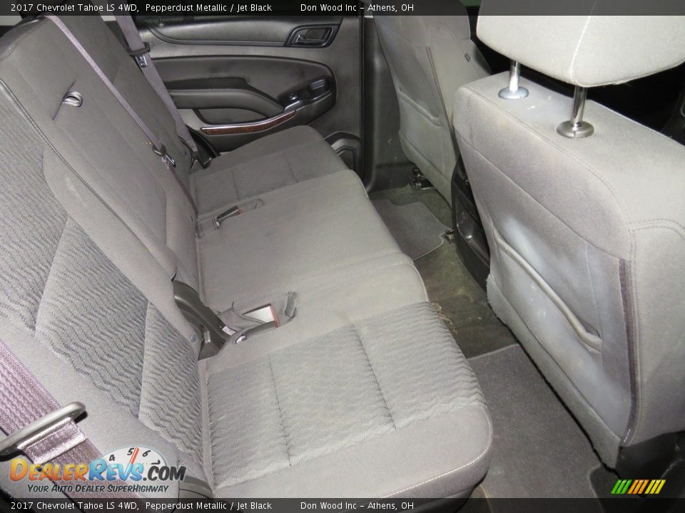 2017 Chevrolet Tahoe LS 4WD Pepperdust Metallic / Jet Black Photo #24