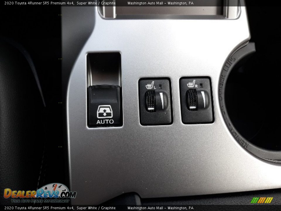 2020 Toyota 4Runner SR5 Premium 4x4 Super White / Graphite Photo #16