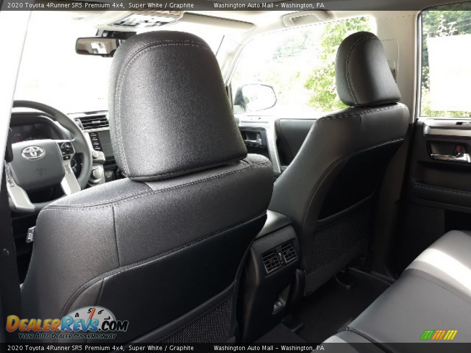 2020 Toyota 4Runner SR5 Premium 4x4 Super White / Graphite Photo #24