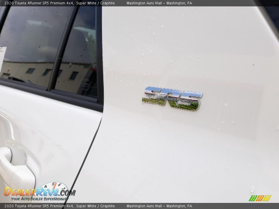 2020 Toyota 4Runner SR5 Premium 4x4 Super White / Graphite Photo #35