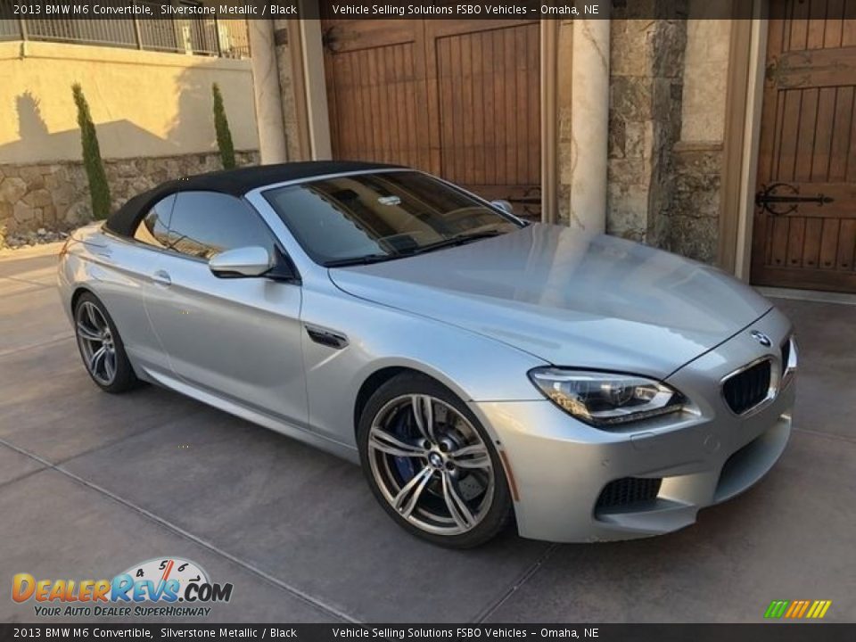 Front 3/4 View of 2013 BMW M6 Convertible Photo #7