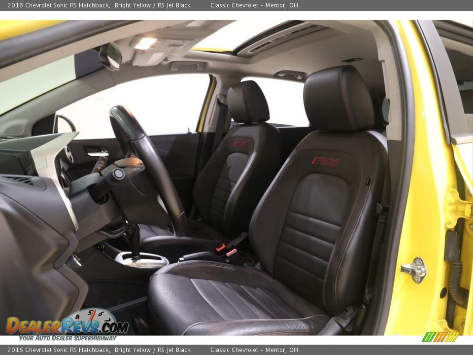 Front Seat of 2016 Chevrolet Sonic RS Hatchback Photo #5