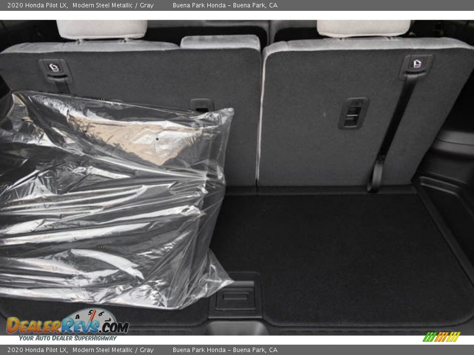 2020 Honda Pilot LX Modern Steel Metallic / Gray Photo #29