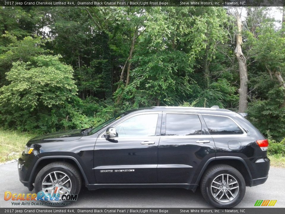 2017 Jeep Grand Cherokee Limited 4x4 Diamond Black Crystal Pearl / Black/Light Frost Beige Photo #1