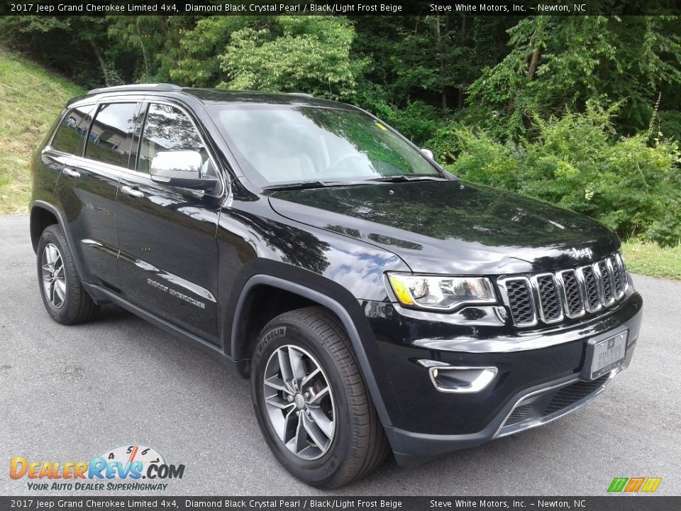 2017 Jeep Grand Cherokee Limited 4x4 Diamond Black Crystal Pearl / Black/Light Frost Beige Photo #4